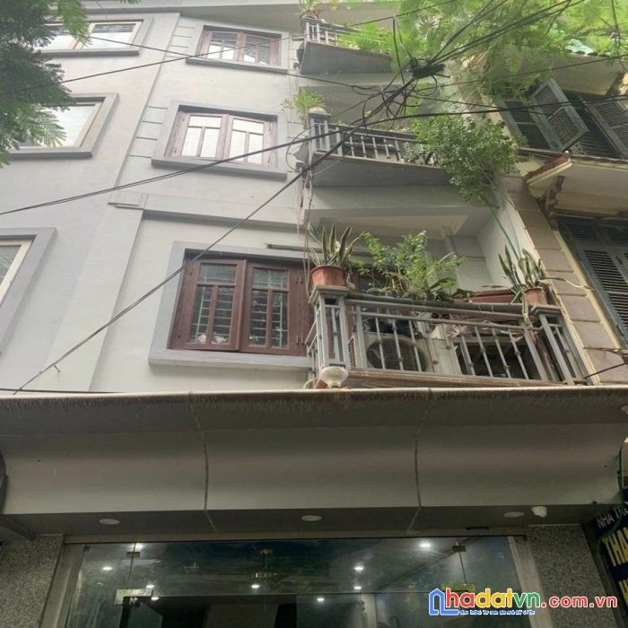 Kinh doanh ô tô tránh dịch vọng hậu 27/30m²xây 5 tầng, mặt tiền 3.8m giá chào 5.3 tỷ, rất hiếm