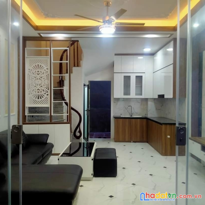 Đông ngạc,chính chủ bán gấp nhà mới xịn sò,,ngõ nông rộng,khu vực an sinh đỉnh,ở sướng,43m nhỉnh 3