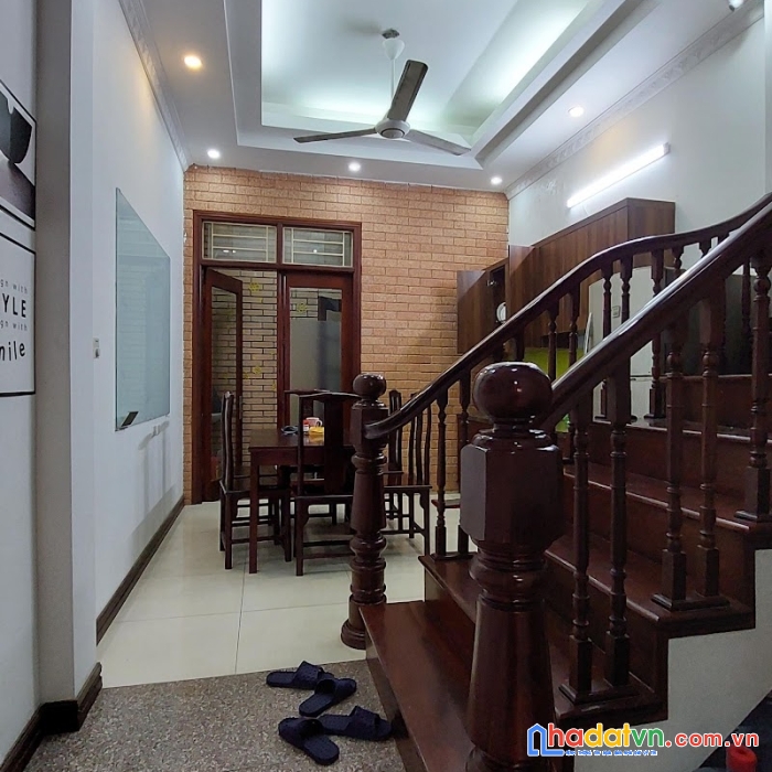 Bán gấp nhà riêng 40m2, 4 tầng, mt 4.5m, gần oto nhà đẹp ở ngay. chỉ 3.8 tỷ