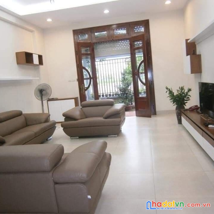 Hiếm! 30m ra oto, nhà đẹp, mới, ở ngay, phố yên hòa 45m2 4 tầng, mặt tiền 4.5m. 5.8 tỷ