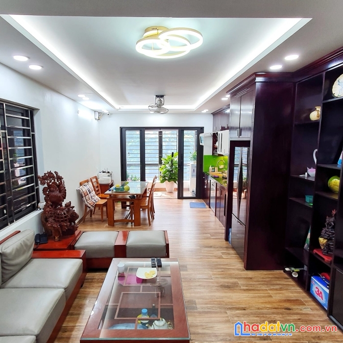 Mặt phố tây trà,52m 5 tầng, thang máy, nội thât xịn, kd rất đẹp 12,95 tỷ