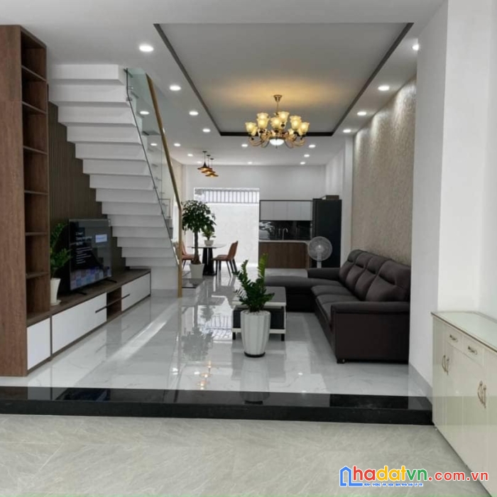 Bán nhà khu đô thị hà quang nha trang khánh hòa đường 15m oto vivu