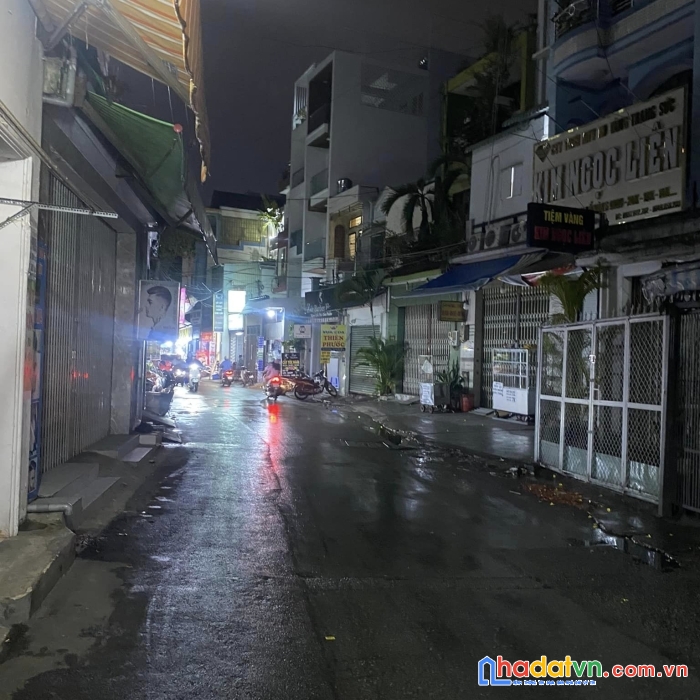 Bán nhà lý thường kiệt-tân bình-3 tầng- hẻm xe hơi- 55m2- nhỉnh 6 tỷ.