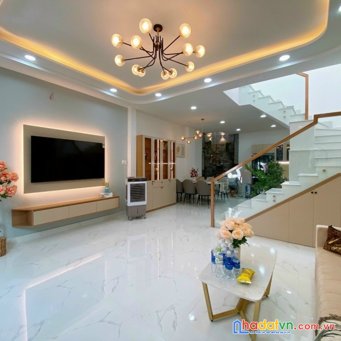 Nhà 1 lầu btct 5x10m, 2pn, trần quý cáp, bình thạnh, 5.8 tỷ