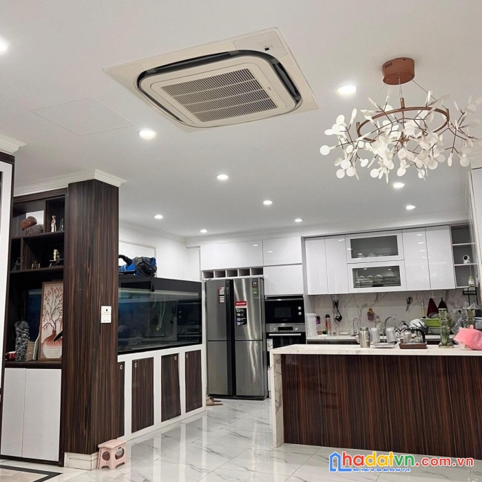 Phân lô kim mã, giang văn minh 100m2 20 tỷ gara ô tô, sát phố, kd 0912288365.