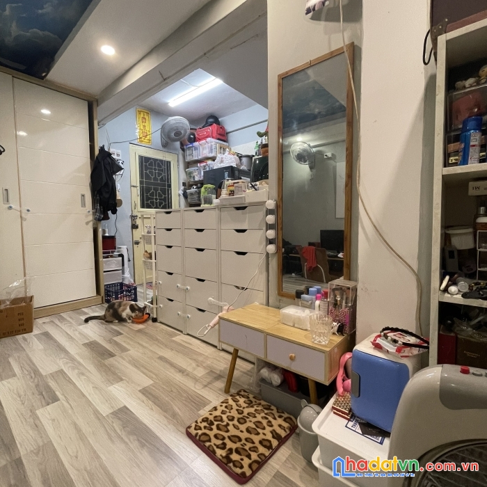 Hiếm ! bán căn hộ tập thể 30 đoàn thi điểm – khu trung tâm gần phố cổ - thoáng view đẹp – giá mini.