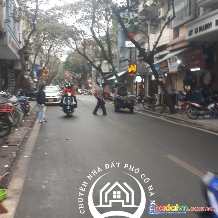 Bán hà mặt phố bát đàn, hoàn kiếm, chỉ: 52 tỷ, dt130m2, kinh doanh đỉnh