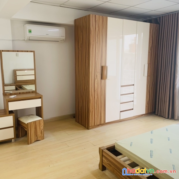 Bán gấp nhà hxh- phường 22 nguyễn hữu cảnh bình thạnh-100m2-hẻm vip doanh thu gần 100 tr sau cải