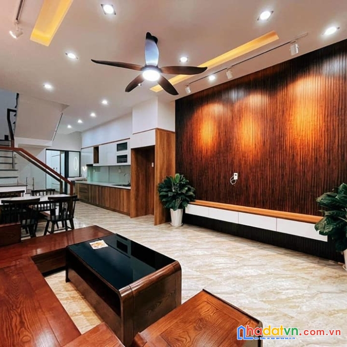 Chỉ 3 tỷ, mua được nhà 3 tầng, nguyễn phước nguyên, ôtô ngủ trong nhà, mt 6m, 0929515355.
