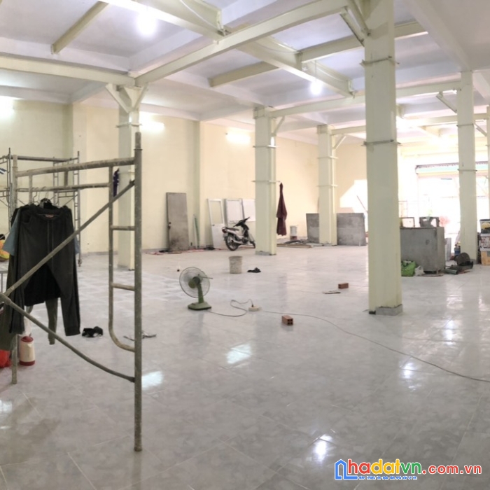 Nhà cho thuê gần lũy bán bích tân phú 13x27m trệt 1 lầu trống suốt giá 60 tr