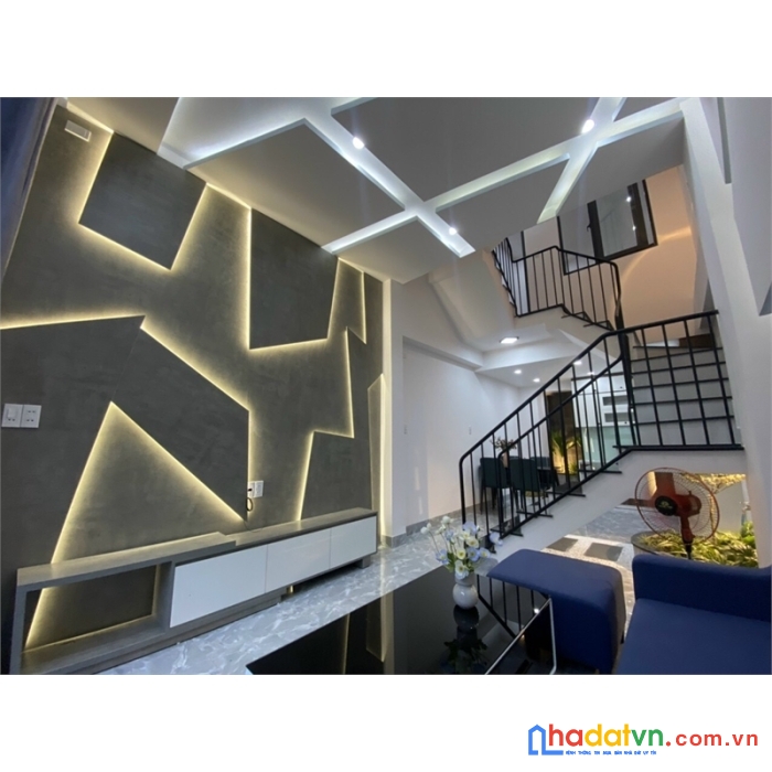 Dòng tiền 100tr.nhà mt 7m5. 9 tầng thang máy. full nội thất vip,20 căn hộ cho thuê