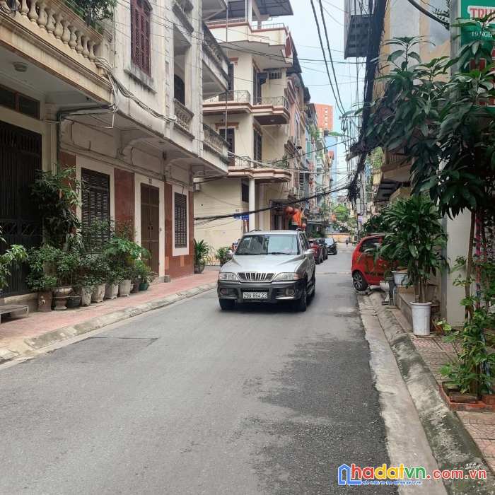 Phân lô trần cung 50m vỉa hè ô tô tránh- chỉ nhỉnh 5 tỷ-hai mặt ngõ