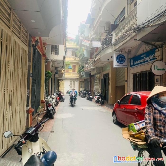 Bán nhà mặt chợ yên xá tân triều kinh doanh ô tô tránh ngõ thông giá tốt - khu vực còn 1 căn nhỏ