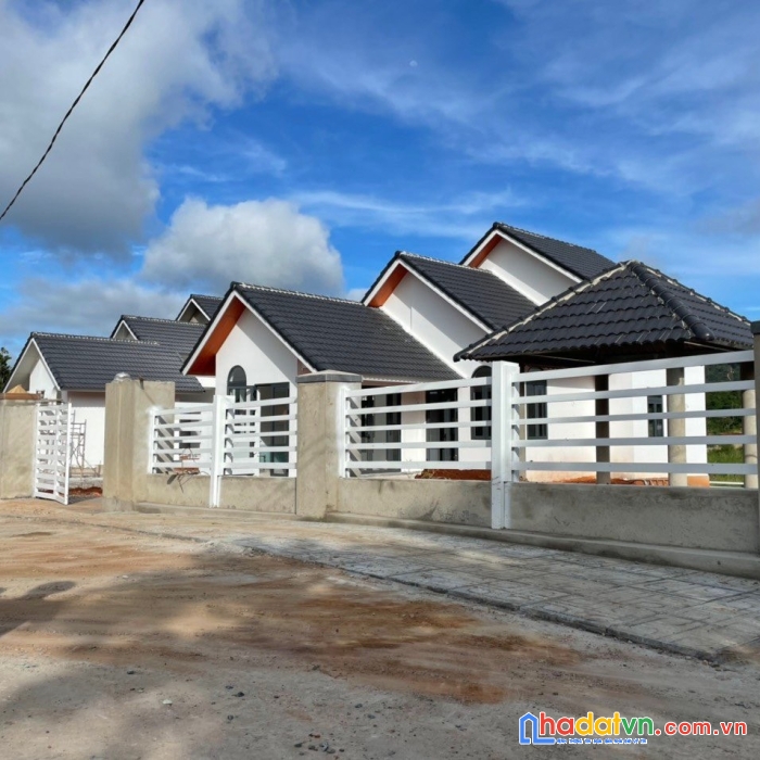 Bán gấp biệt thự vị trí đắc địa giá rẻ hấp dẫn tại lâm đồng