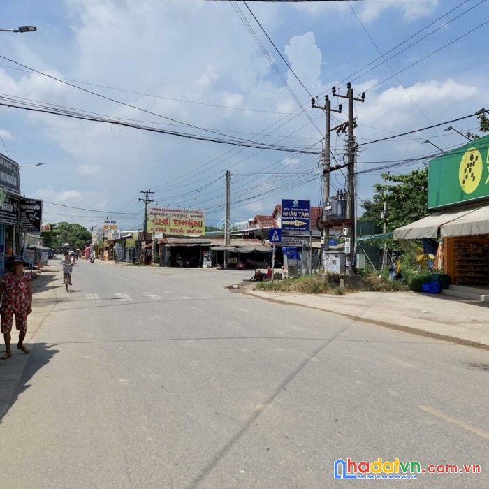 Diên xuân diên khánh không qua cầu đất sét