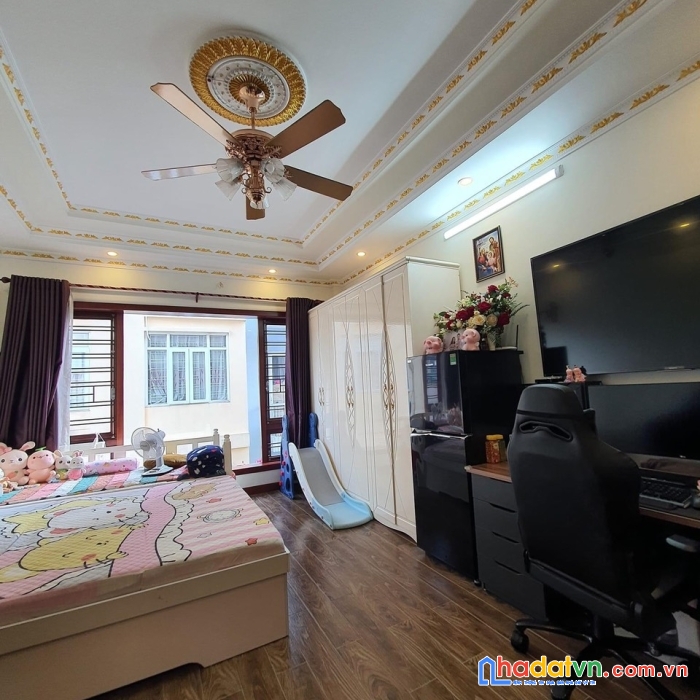 Bán gấp nhà phố trương định 45, giá 3,8tỷ ngõ rộng 2,5m siêu đẹp