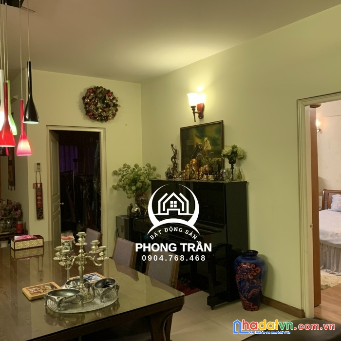 Bán căn hộ chung cư vườn đào, tây hồ chỉ: 4,15 tỷ, dt 126m2, 3 ngủ, 2 vệ sinh