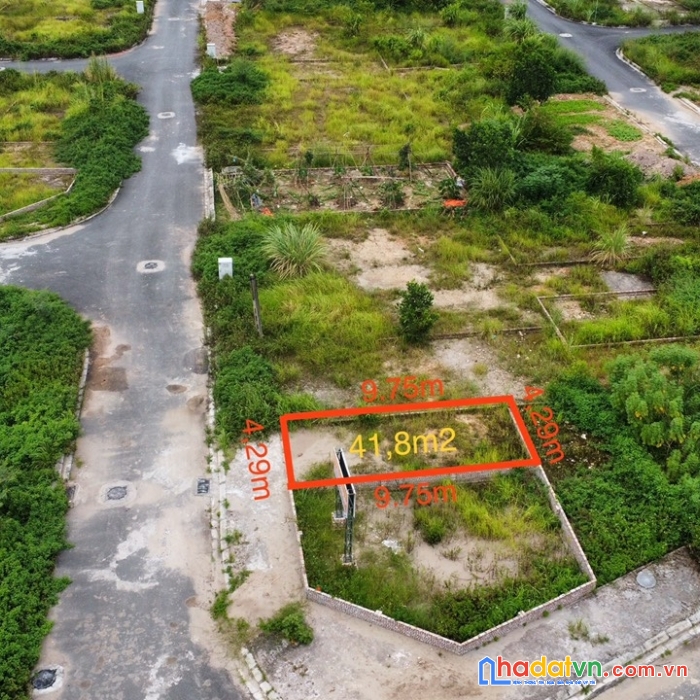 Hot hòn họt hàng siêu hiếm lúc này! bán lô đất dịch vụ vân canh 41.8m2 mt 4.3m. 3 bước ra công viên