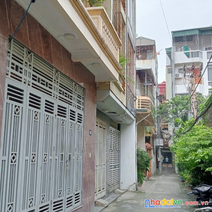 Bán nhà 52m2, phố cự lộc, thanh xuân, 4t, mt 3,8m, giá 4,95 tỷ 933705193