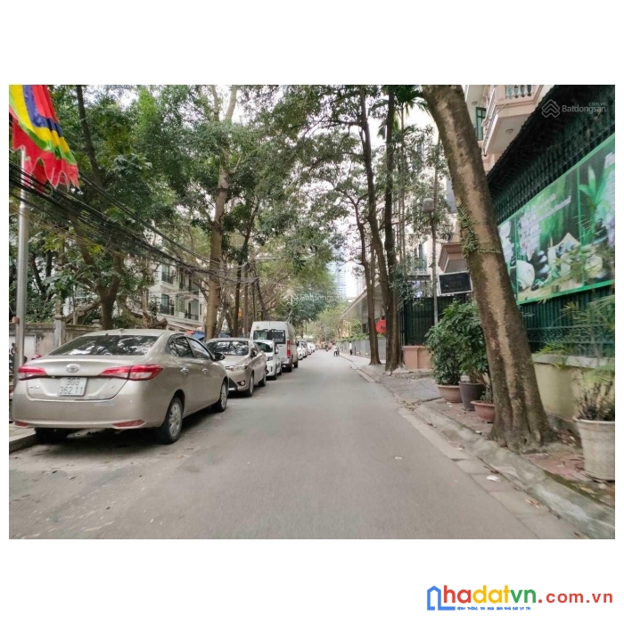 Siêu phẩm ba đình-nhà đẹp ở luôn-30m oto tránh-ba gác đỗ cửa-40m2 chỉ 4,5tỷ. 