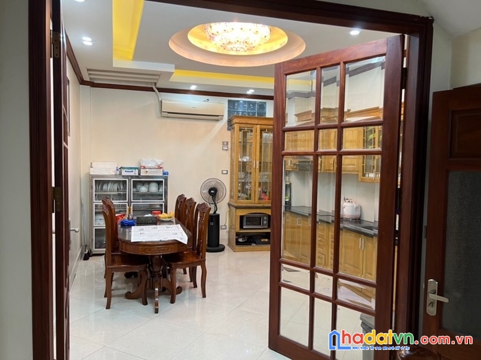 Bán nhà 40m phúc lợi ở ngay sau trường học giá chỉ hơn 2 tỷ