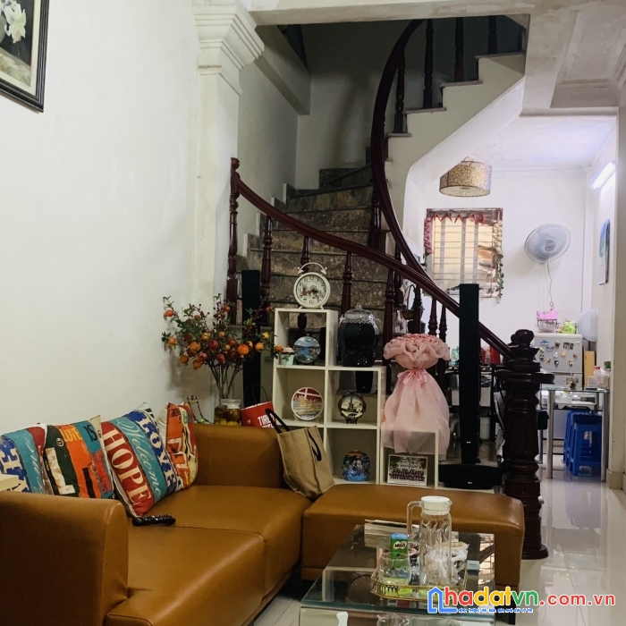 Cho thuê nhà 4 tầng, 3 ngủ, 3 wc, full đồ phố hoa lâm, long biên, hà nội