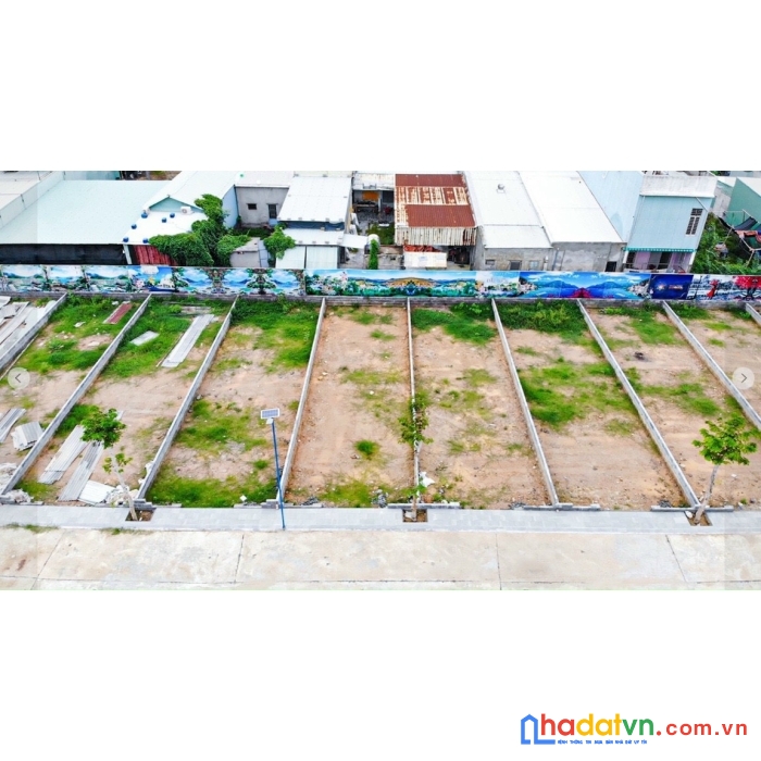 Cần tiền bán nhanh 1 lô đất kề góc điện hồng ,điện bàn