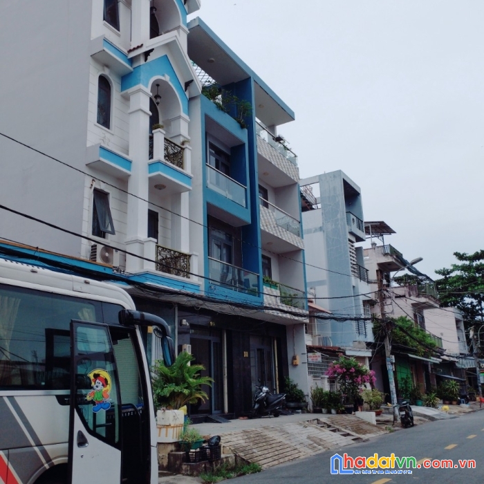 Bán nhà đường số 41 phường tân quy. kdc tân quy. 4x18m. 2 tầng. 11 tỷ