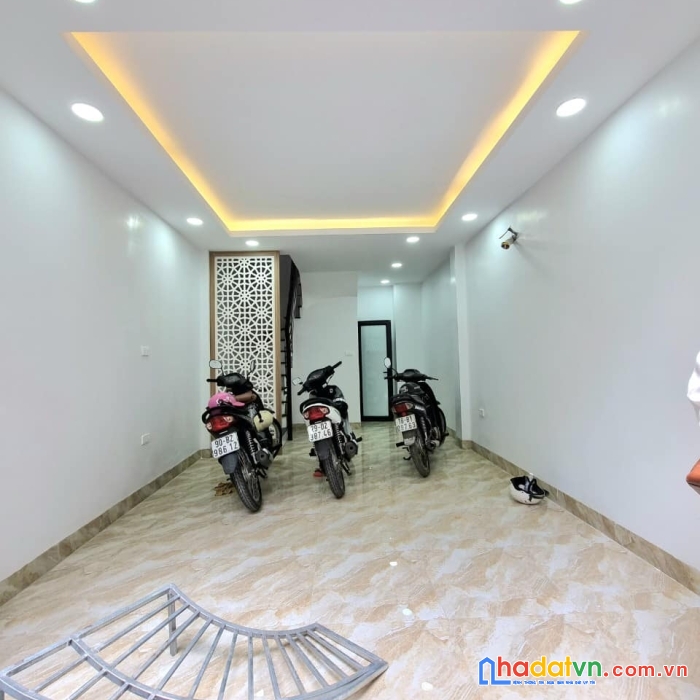 Siêu rẻ, nhà mới ở ngay 5 tầng, phố quan nhân, nhân chính, gần ngã tư sở, ngõ thông, kinh doanh,