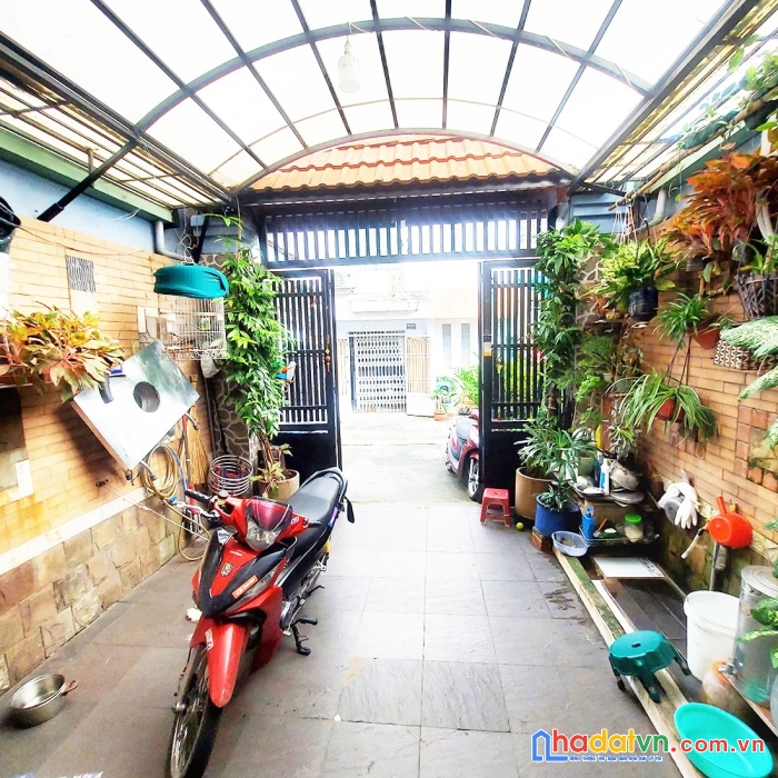 Q12.040. mt đông hưng thuận q12, gần trường chinh, giáp tân bình, 98m2, 4 tầng, nhỉnh 6 tỷ.