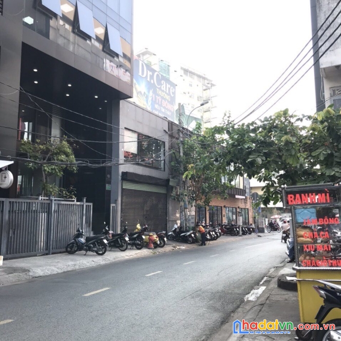 Bán gấp tòa nhà căn hộ 1 trệt 6 tầng có 22p quận 5
