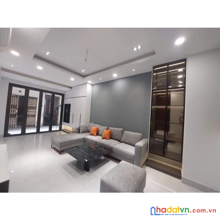Nhà ngõ oto thái hà 50m 5t mặt tiền 4m giá 12.35 tỷ đống đa.
