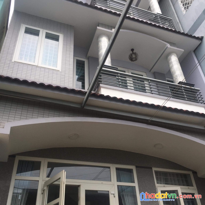 Chủ xoắn cần bán gấp nhà mặt tiền kinh doanh tân lập cách lê văn việt vài bước chân. 160 m2 ,4