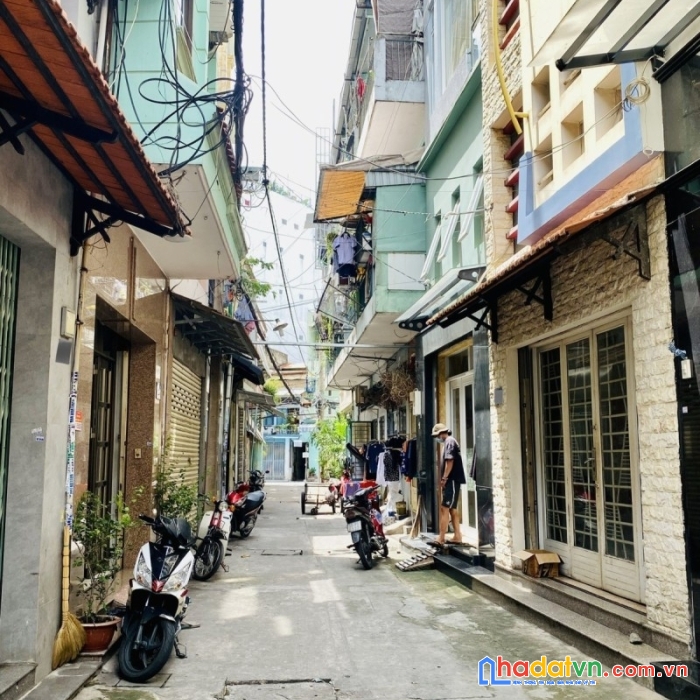 Bán nhà  đường trịnh đình trọng, tân phú. 64m2. 4 tầng  giá 6,5 tỷ