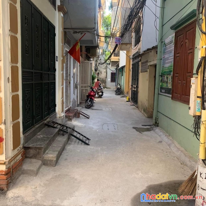 Bán nhà nguyễn trãi ,chính kinh,40mx4t,mt3,8m,ngõ ba gác chỉ 3,6 tỷ.