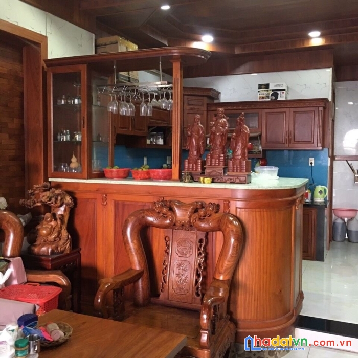 Bán nhà 1t2l đúc đẹp nội thất gỗ xoan đỏ đường ô tô gần cty pouchen bửu hòa chỉ 3,7 tỷ