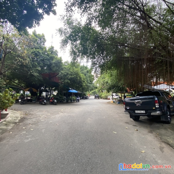 Căn hộ chung cư  đường  lê thị  riêng 81m2 quận 12.