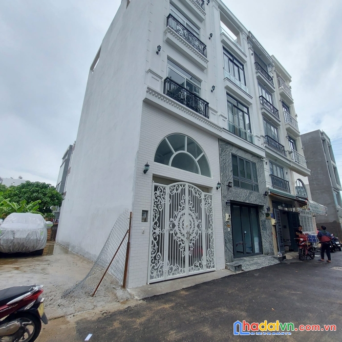 Hẻm xe hơi tránh - khu phân lô xd 5 tầng - sát mt đường còn 1 lô duy nhất bán.