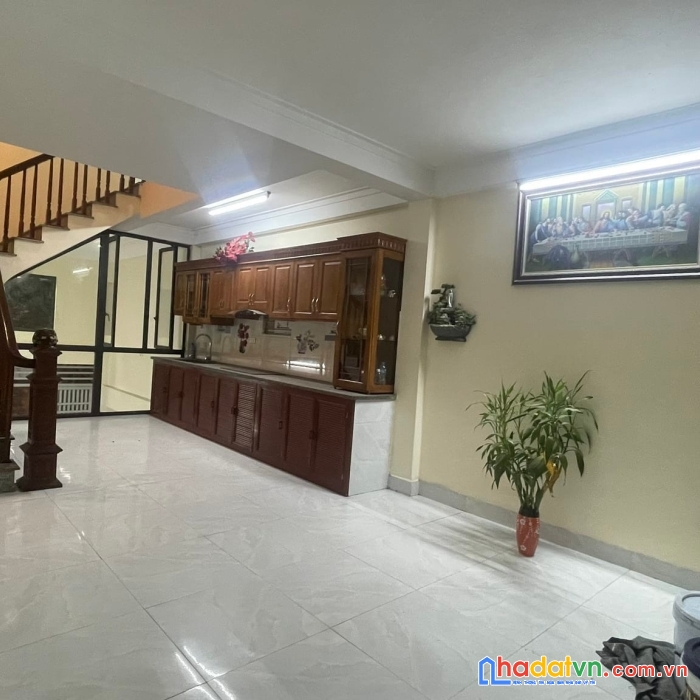 Nhà siêu hiếm dịch vụ kiến hưng - phân lô vỉa hè - ô tô tránh - kinh doanh