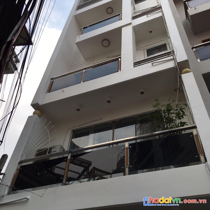 Phân lô vip đốc ngữ ba đình- nhỉnh 8 tỷ-7t thang máy- gần phố