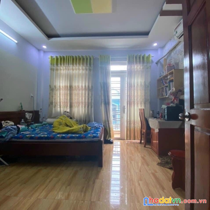 Hẻm 3.5m, 4.2 x 11m, 3 lẩu, trần hữu trang, chỉ 6.4 tỷ, phú nhuận