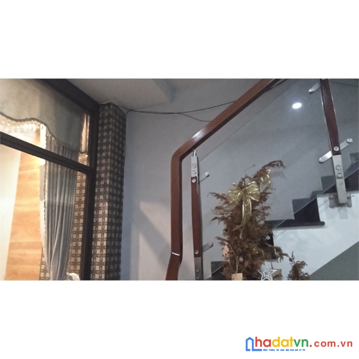 Ô tô vào sân. nhà 3 tầng quận thanh khê giá hơn 4 tỷ tlcc