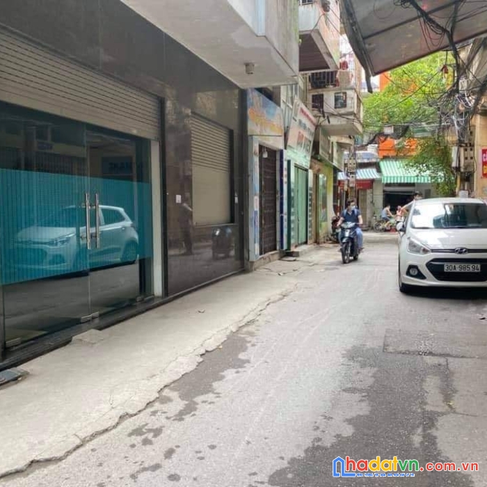 Bán nhà bát khối - long biên - dt 79 m2 x 4t - 8,45 tỷ - dân xây gara ô tô vào - 0975892929