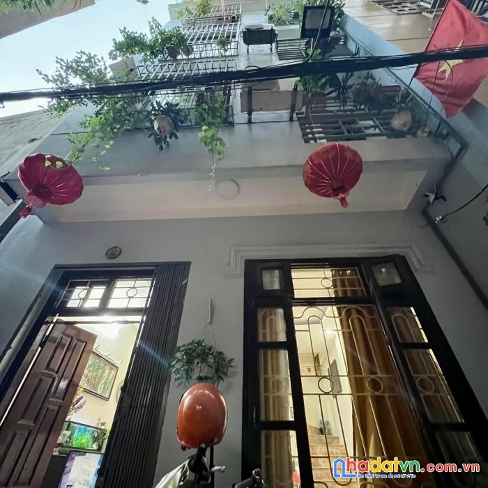 Bán nhà chính chủ mễ trì hạ- ngõ rộng- ô tô cách 20m 45m 5 tầng chỉ 5 tỷ