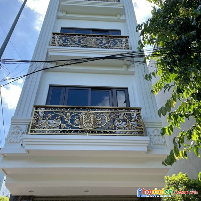 Bán nhà tđc phố tu hoàng, gần trường liên cấp phenika: dt40m2*5 tầng* vị trí đẹp. miễn tg.