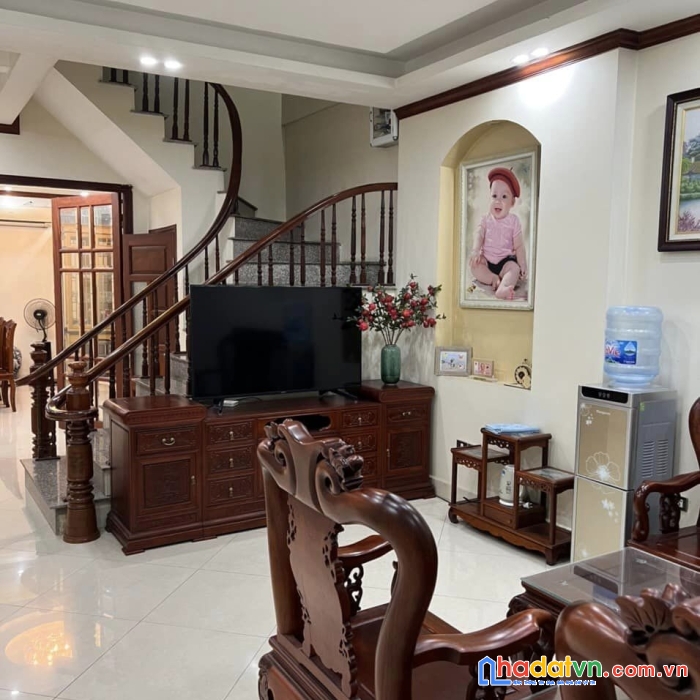 Siêu hót 4 tỷ bán nhà đẹp thanh am 65m2-tặng full nội thất- gần oto
