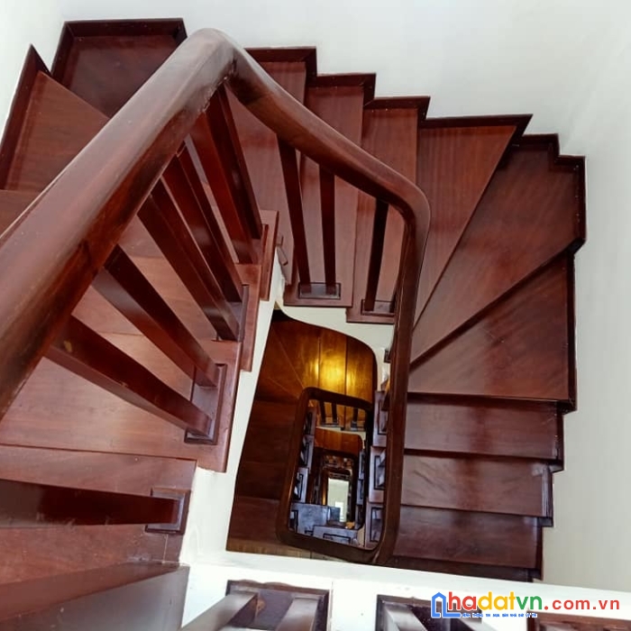 Bán nhà ngọc lâm - long biên - dt 36 m2 x 6t - 3,9 tỷ - nhà mới 100%, full đồ - 0975892929