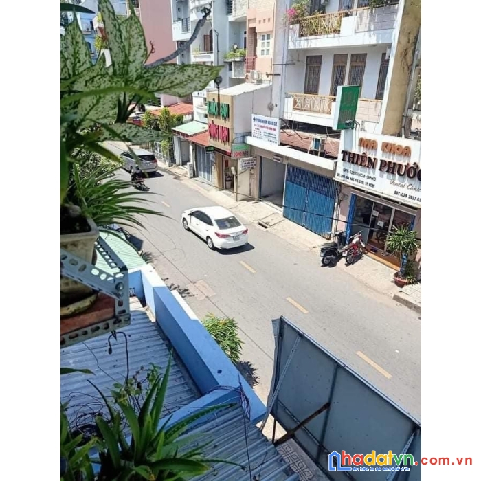 Nhà mặt tiền ba tầng 14.5 tỷ hoà hảo p4 quận 10