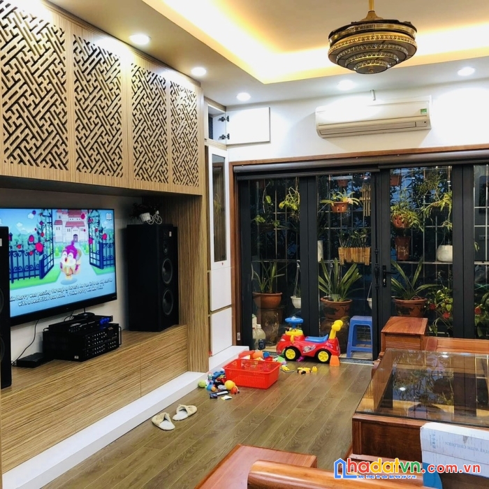 Ô tô đỗ cửa, tránh, sát mặt phố vạn phúc, hà đông, 50m2 x 5 tầng x mt5m x nhỉnh 5 tỷ