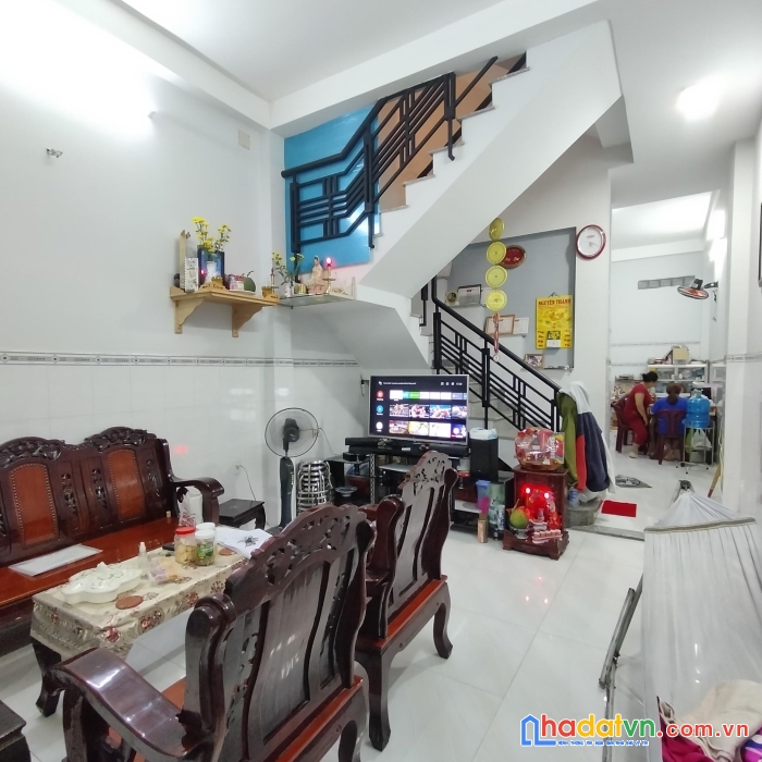 Bán nhà lý thái tổ quận 10, 4 tầng, 80m2 giá nhỉnh 9 tỷ